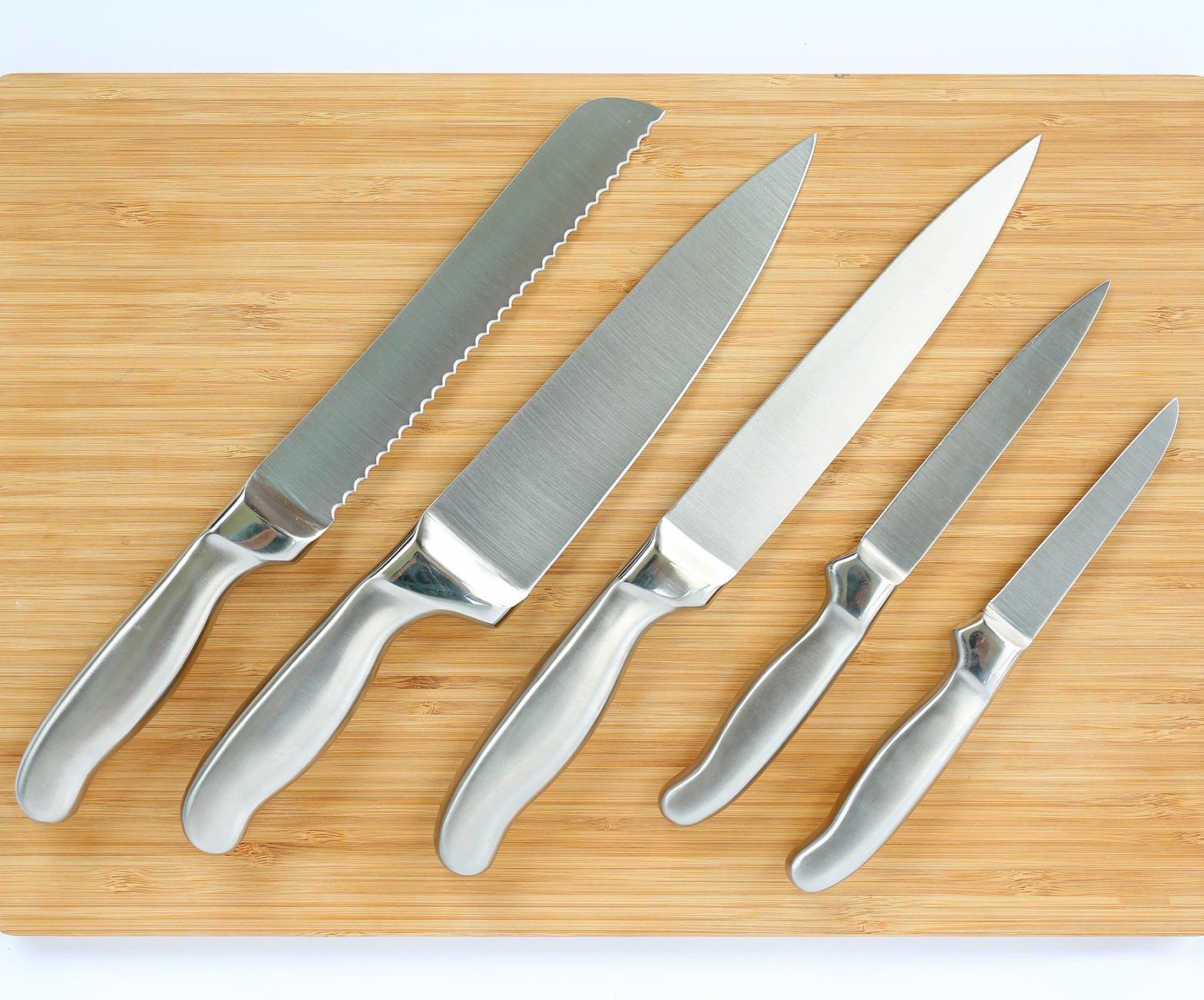 Quali coltelli servono in cucina?